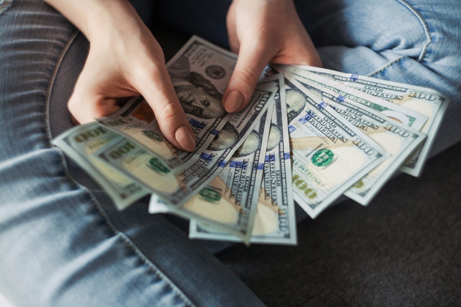 teenager saving money